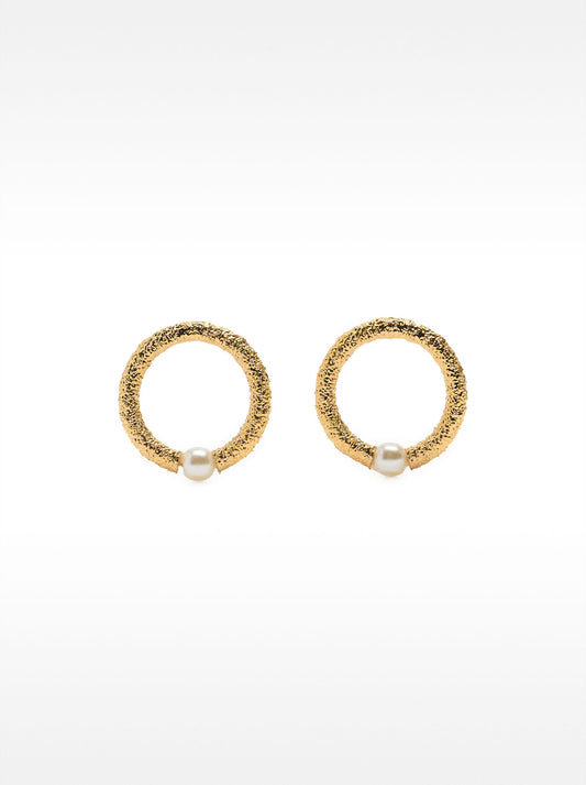 Earrings With Pearls