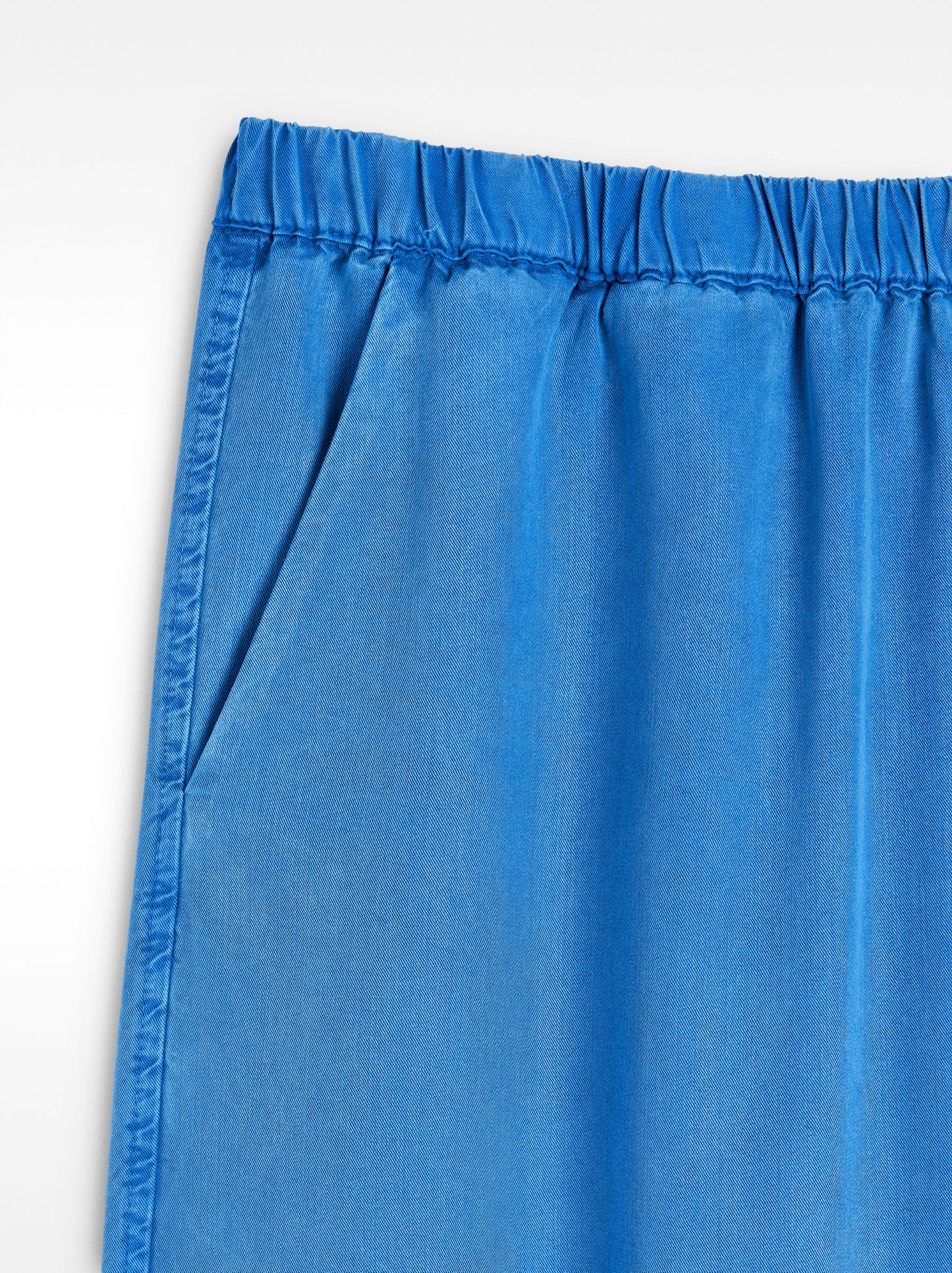 Loose-Fitting Trousers With Elastic Waistband