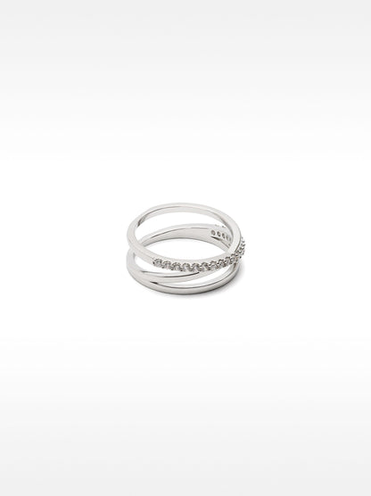 Triple-Effect Ring With Zirconia