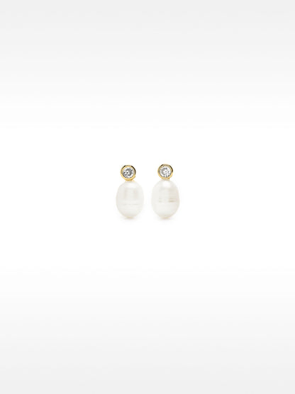 Short Freshwater Pearl Earrings