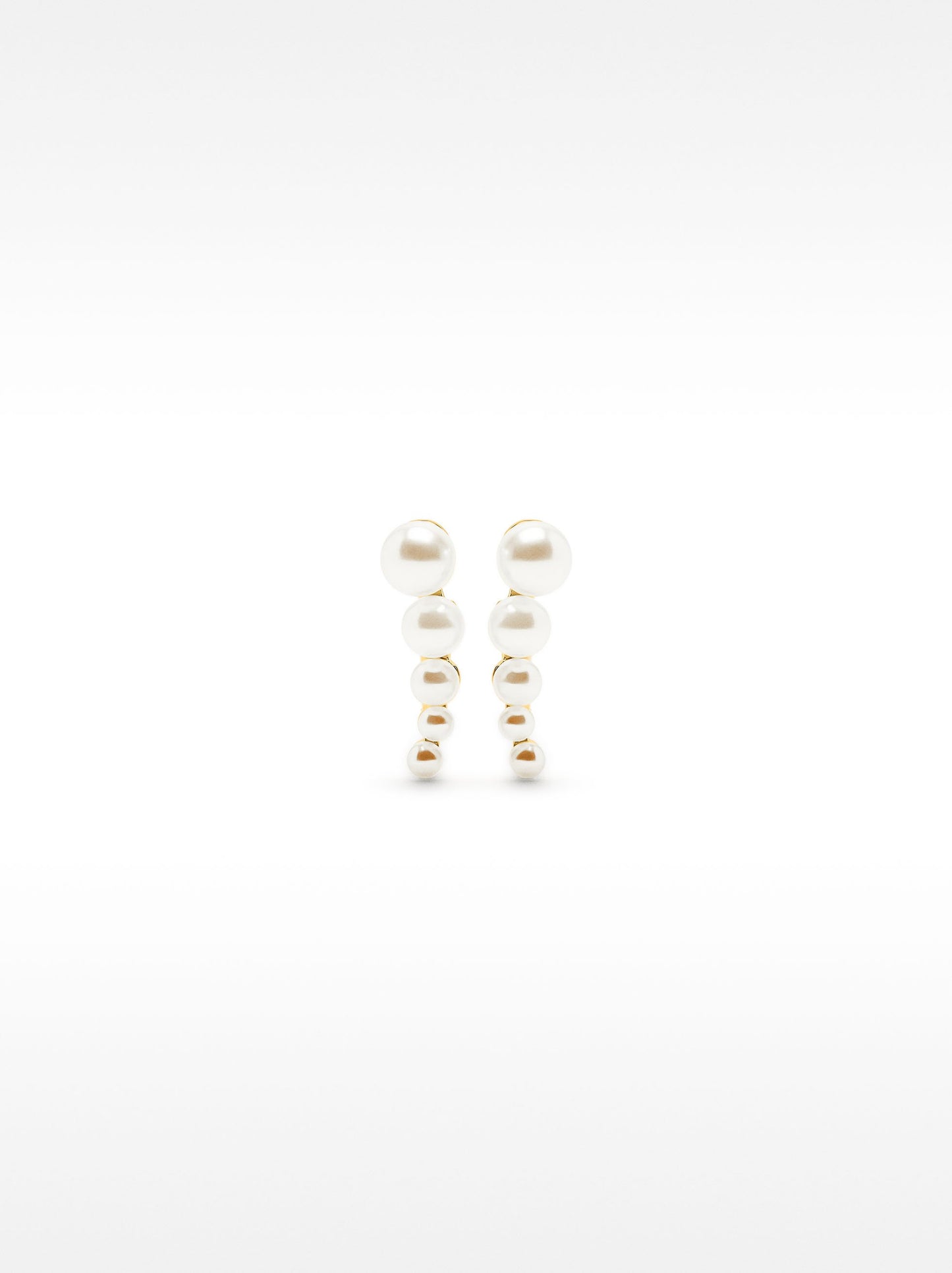 Gradient Pearl Earrings