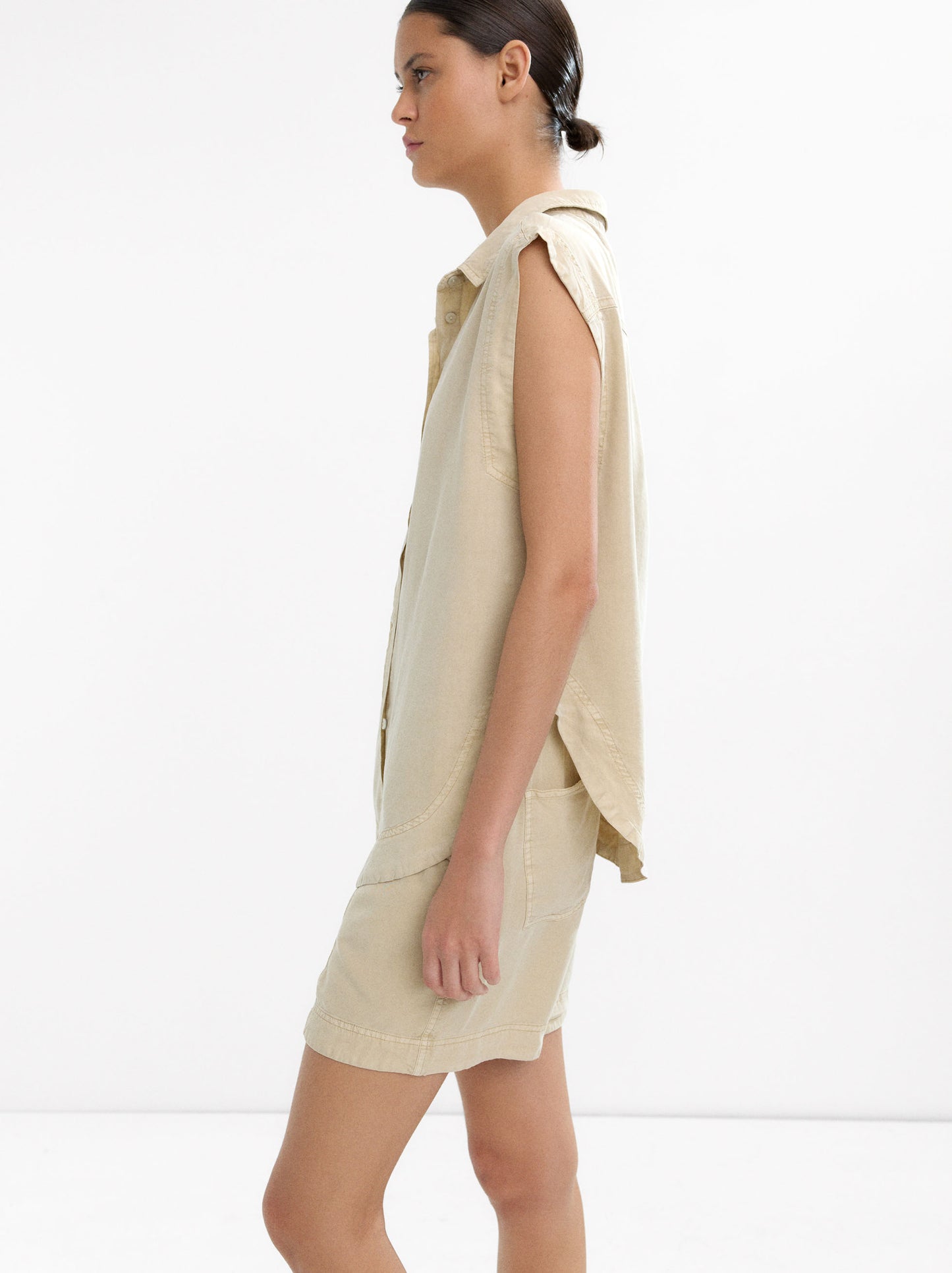 Sleeveless 100% Lyocell Shirt