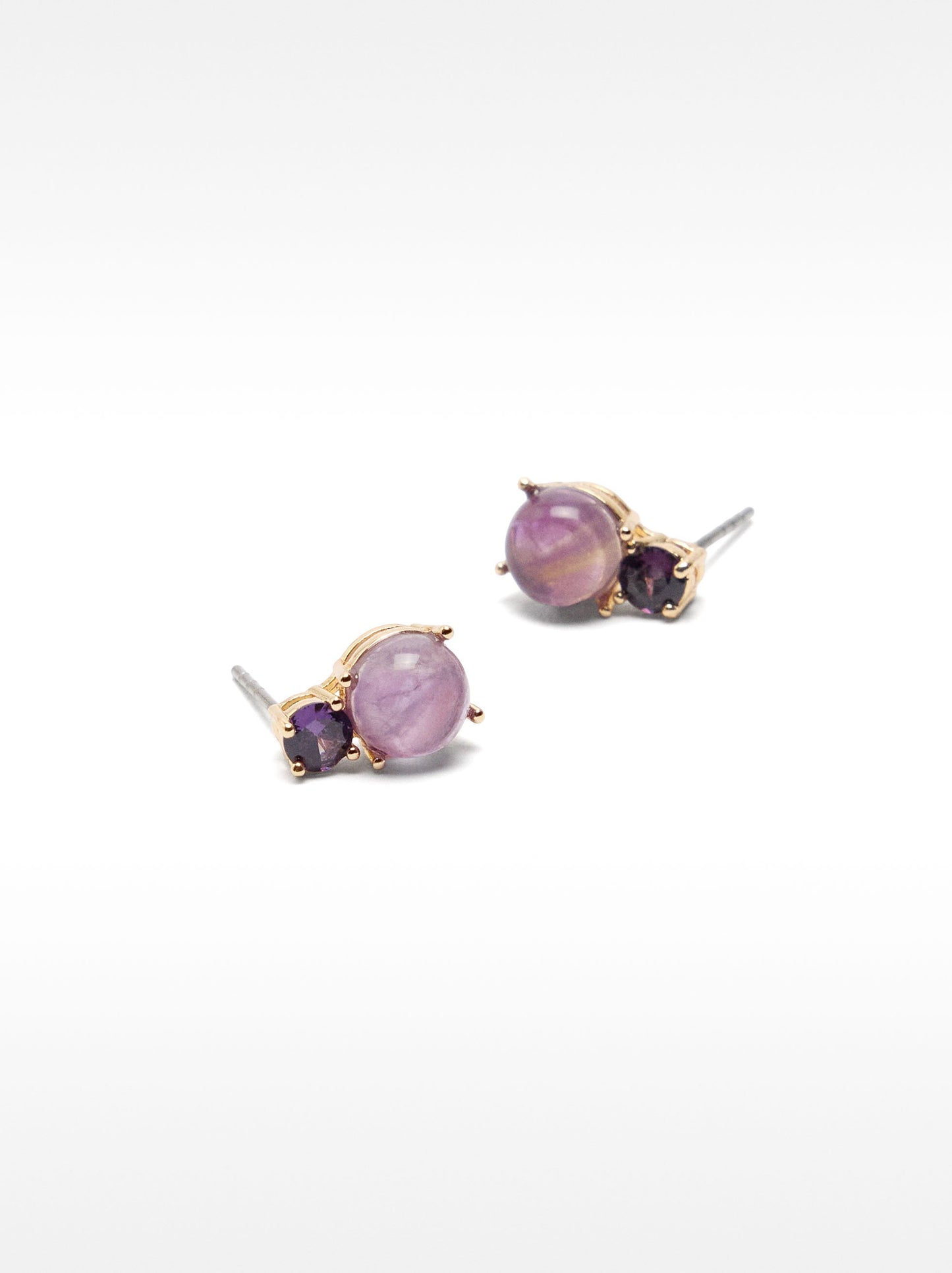 Short Earrings With Stones And Zircons