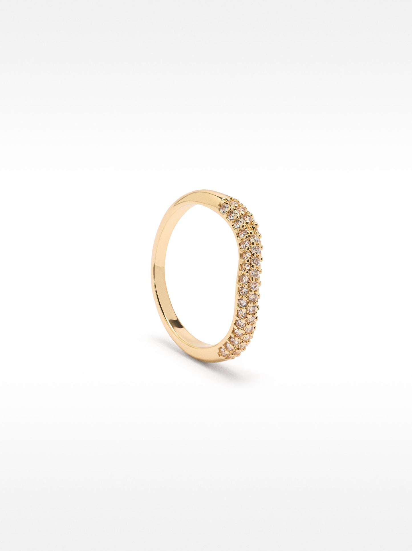 Wave Ring With Zirconia