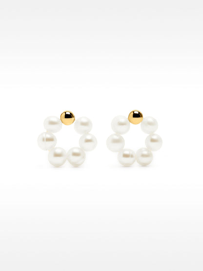 Round Earrings With Freshwater Pearls
