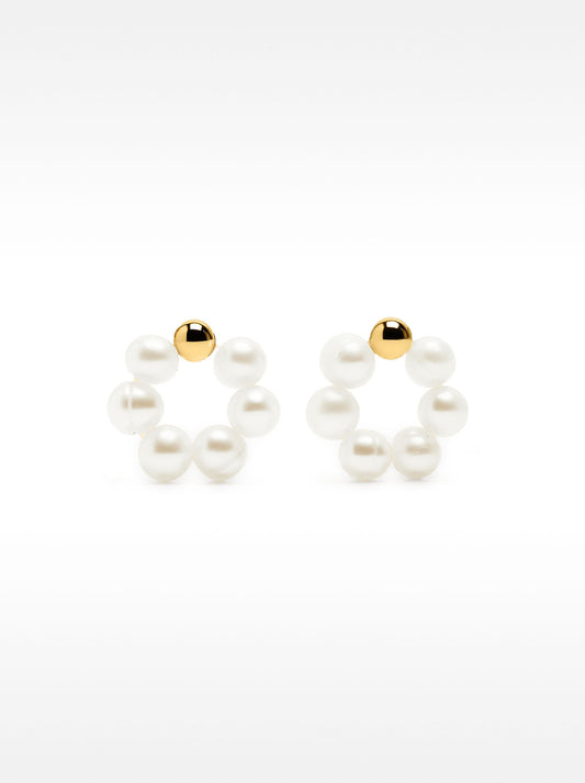 Round Earrings With Freshwater Pearls