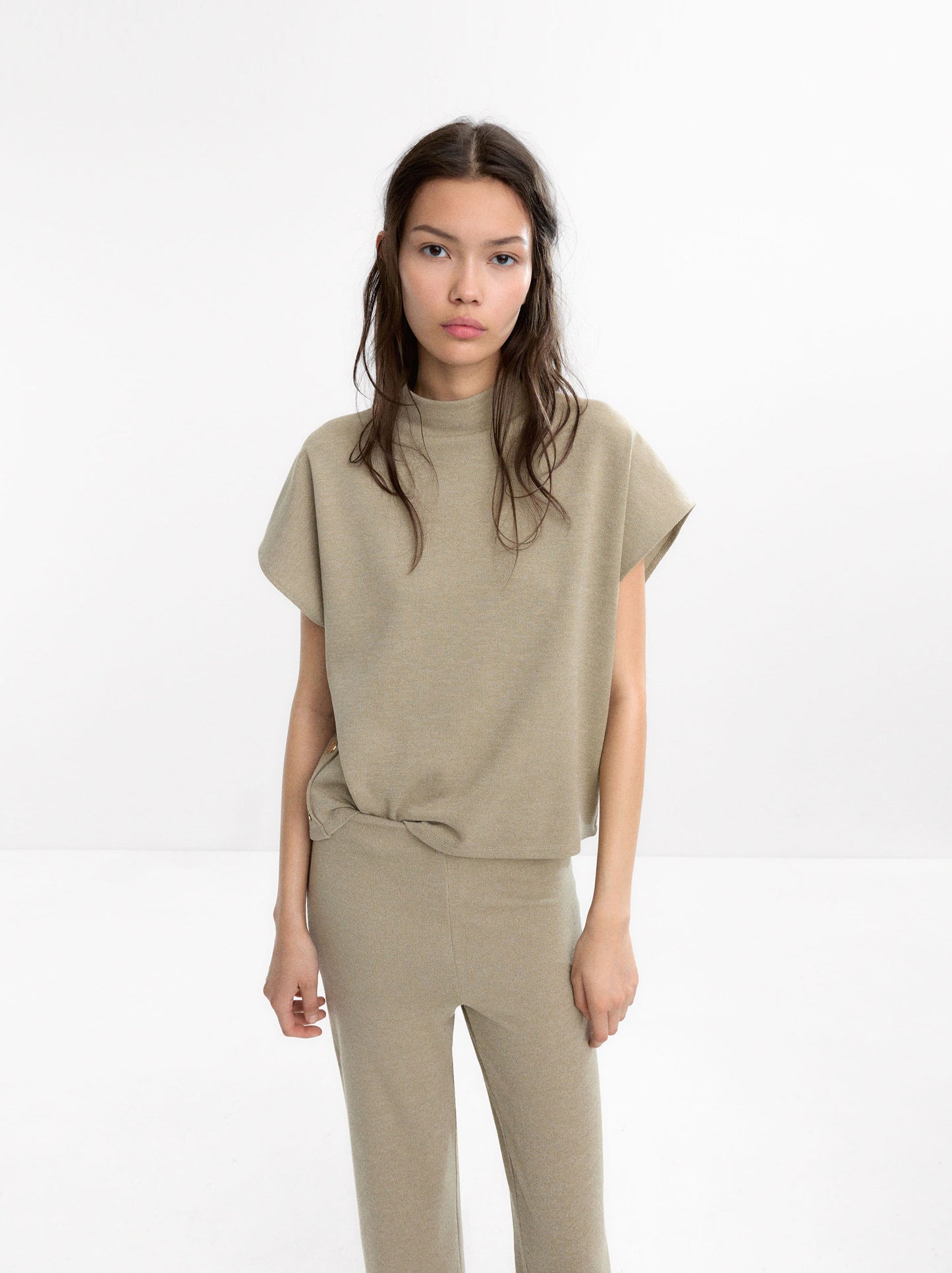 T-Shirt With Side Buttons