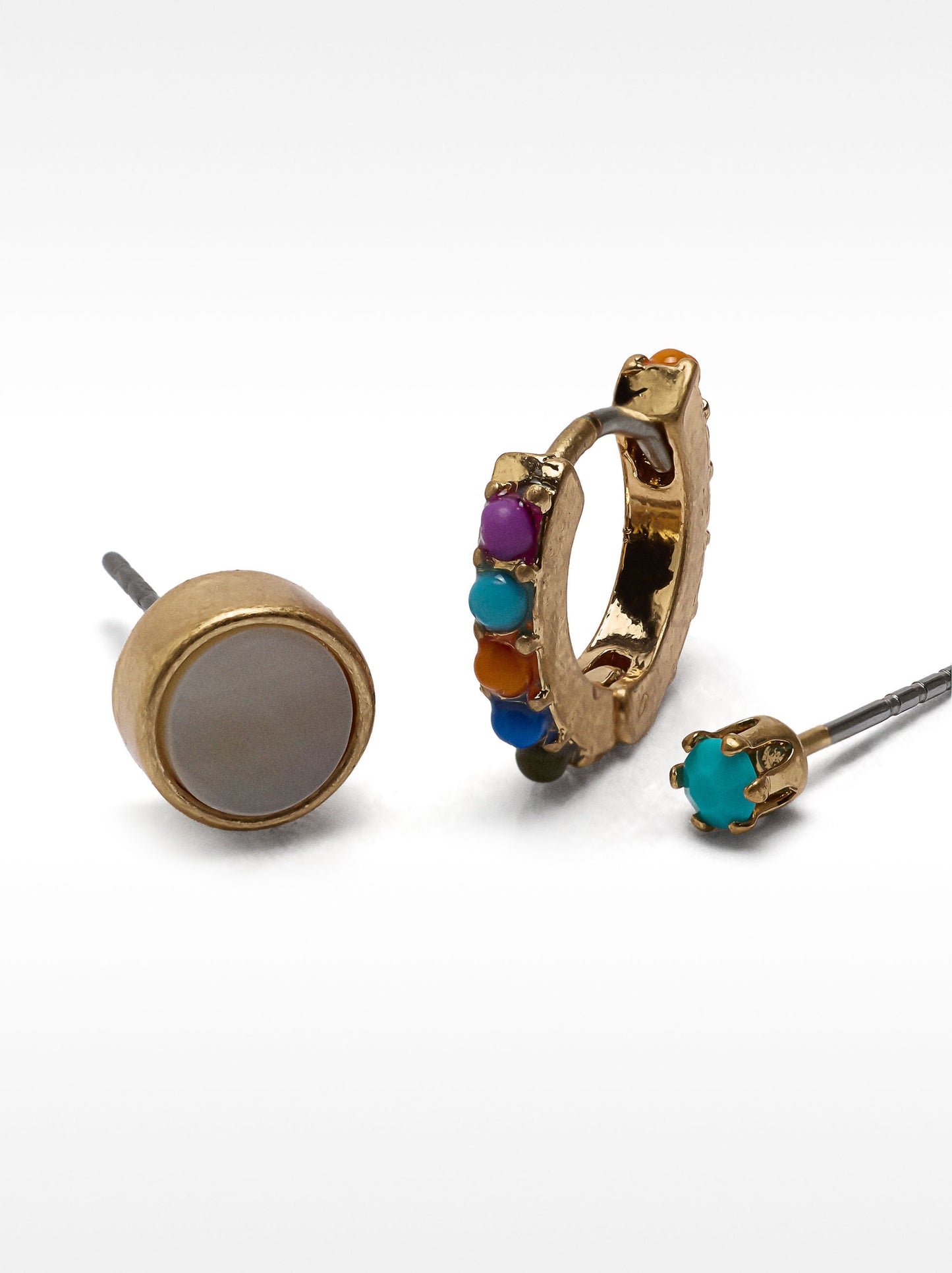 Set Of Earrings With Shell