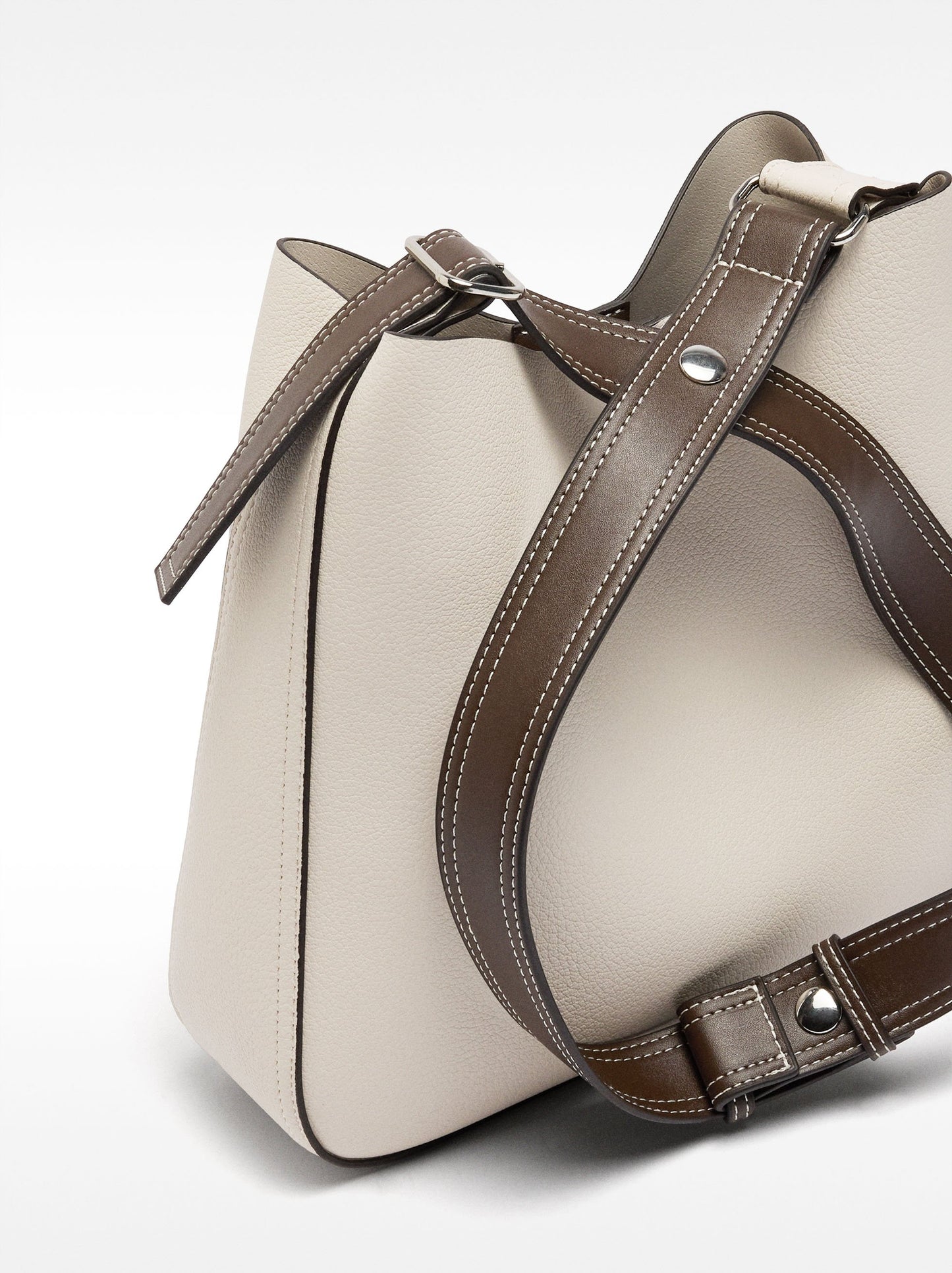 Shoulder Bag With Texture