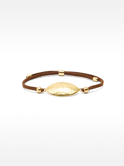 Leather Bracelet With Oval Detail