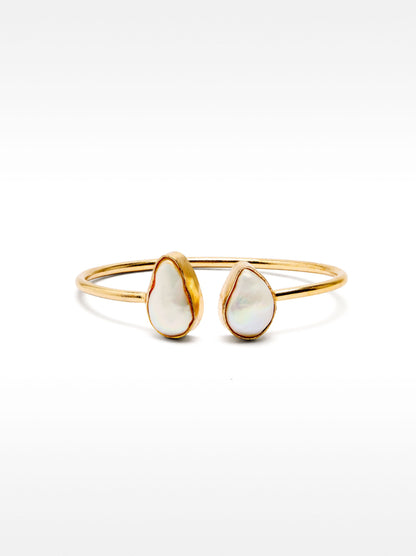 Rigid Bracelet With Freshwater Pearls