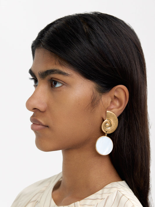 Long Earrings With Shells And Circles