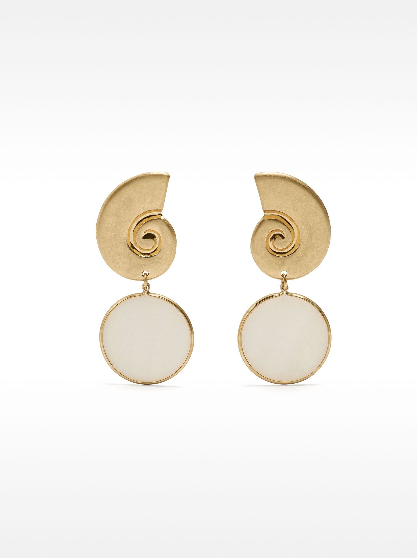 Long Earrings With Shells And Circles
