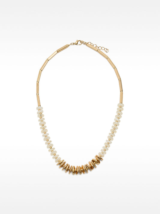 Short Segmented Necklace With Resin