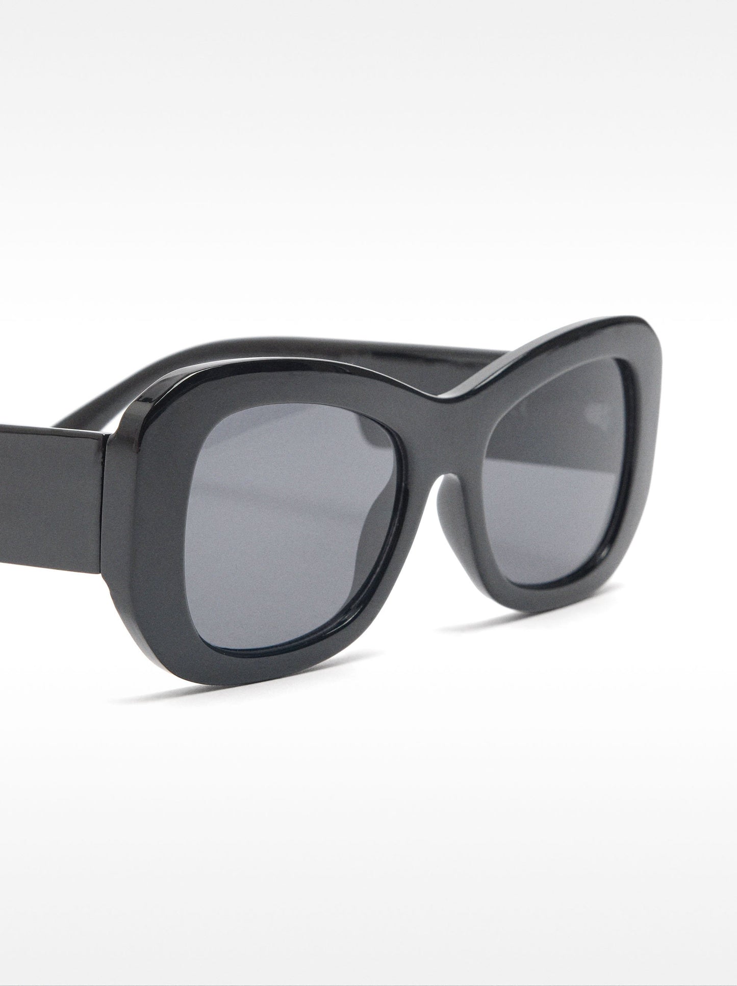 Sunglasses With Squares