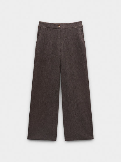 Trousers With Pockets And Texture