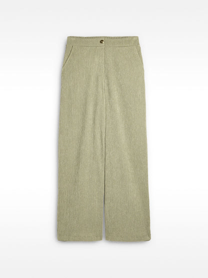 Trousers With Pockets And Texture