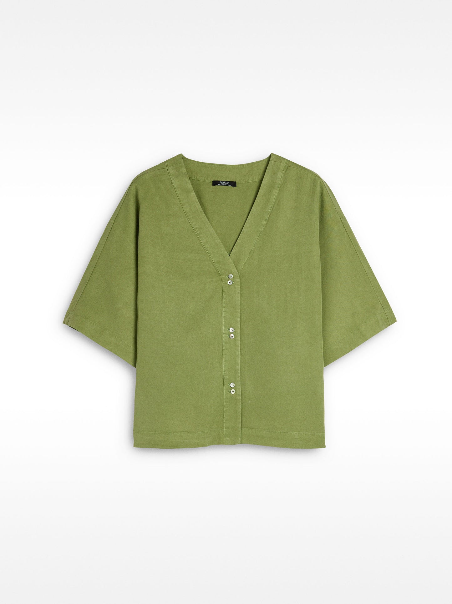 Short-Sleeved Shirt With 100% Lyocell