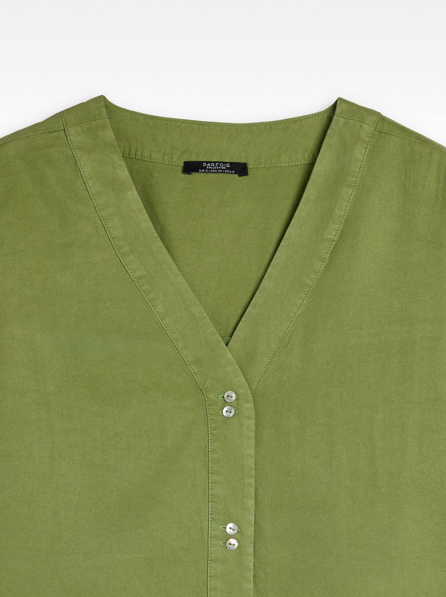 Short-Sleeved Shirt With 100% Lyocell
