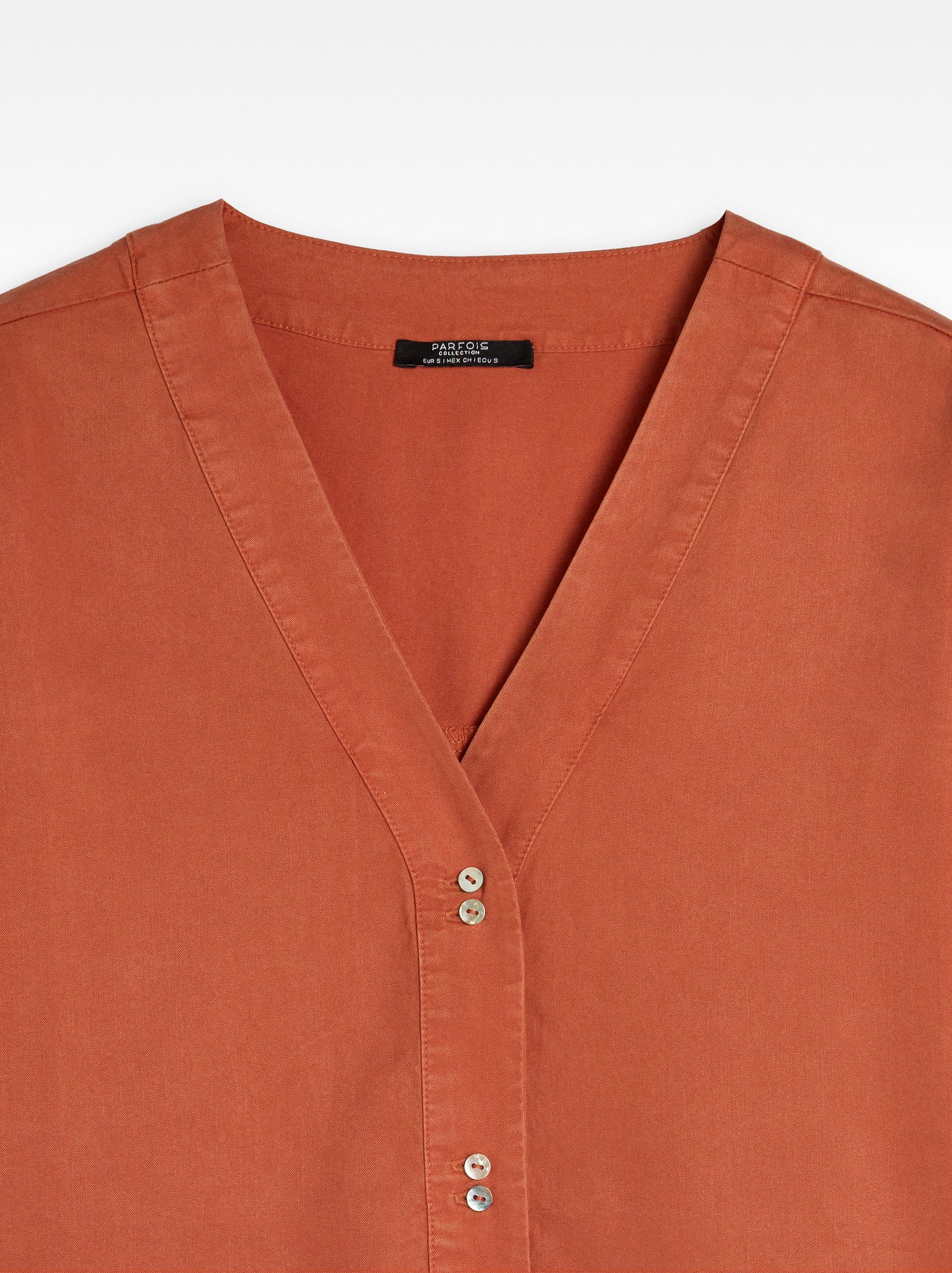 Short-Sleeved Shirt With 100% Lyocell