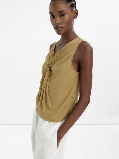 Ribbed Top With Knot