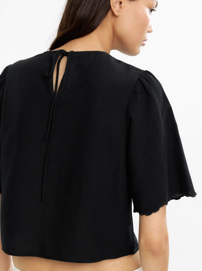 Cropped Blouse With Embroidery