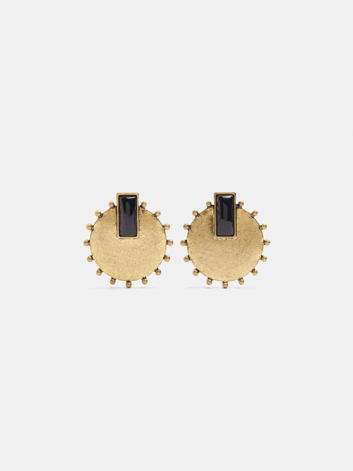 Onyxx Earring