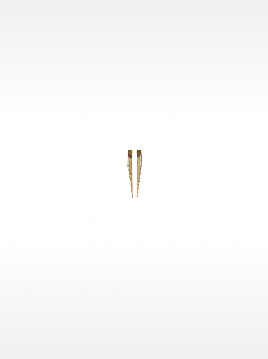 Earrings With Cascade Effect