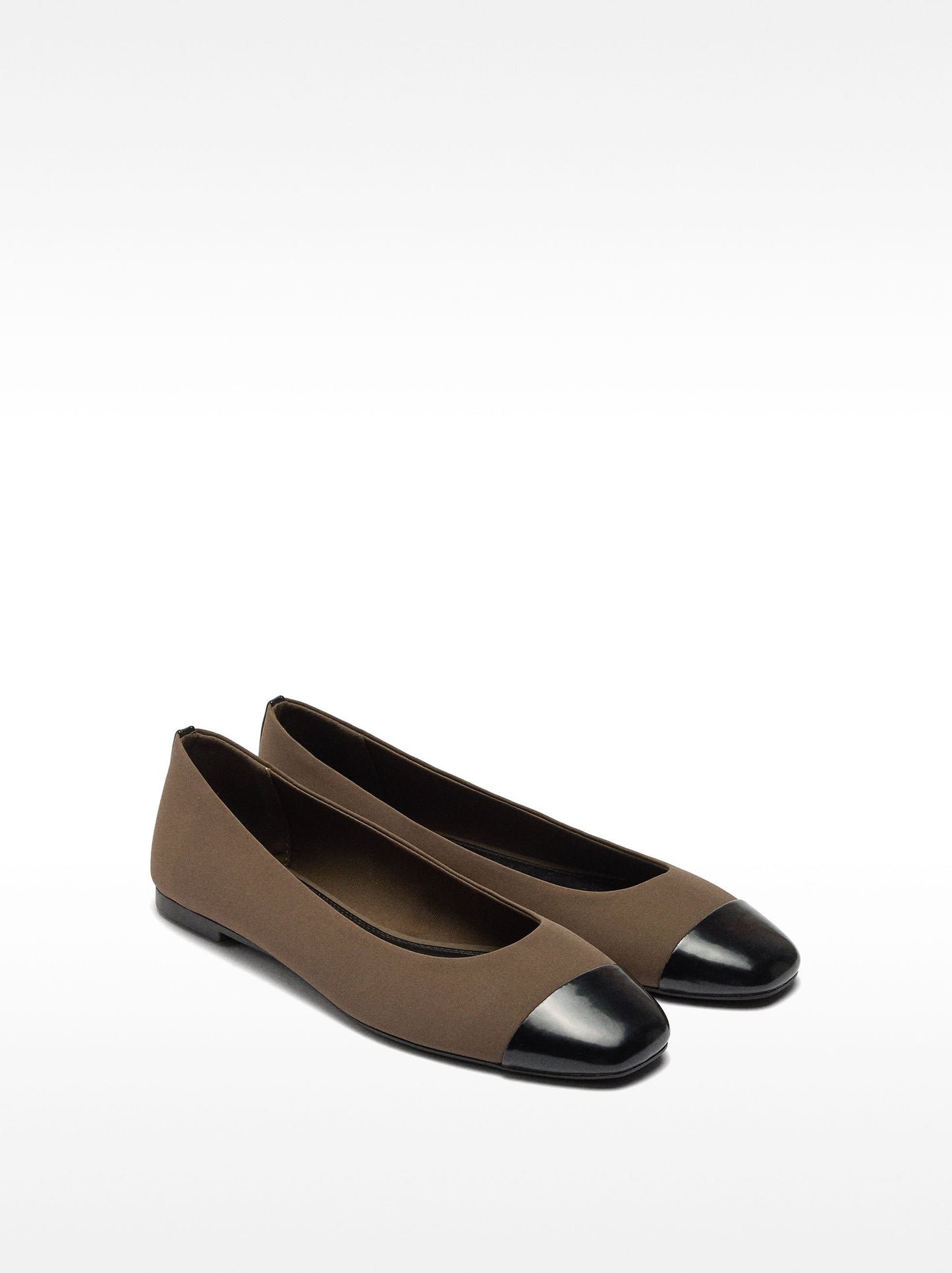 Ballet Flats With Bicolor Fabric