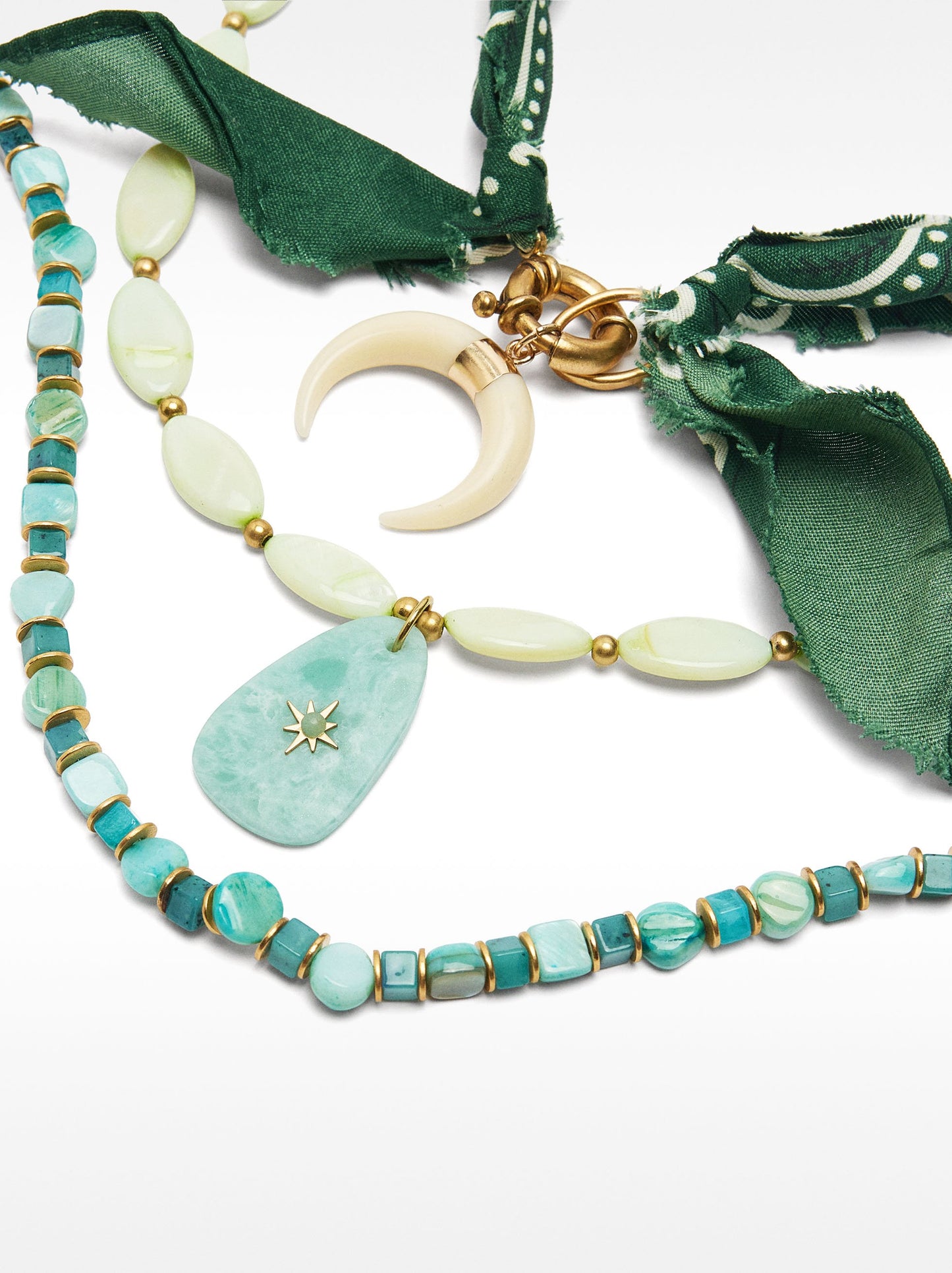 Set Of Necklaces With Stones And Shells