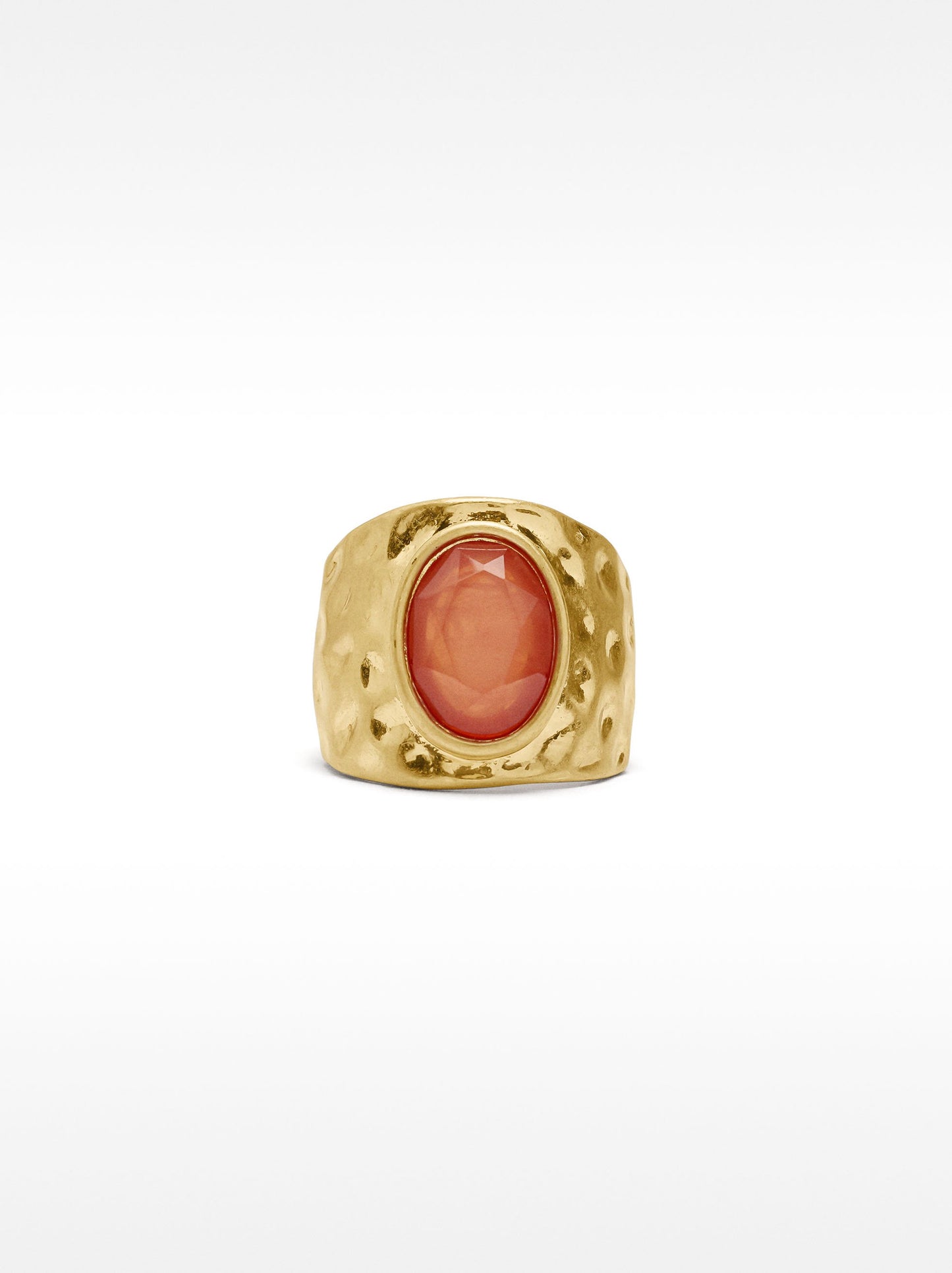 Elongated Ring With Resin