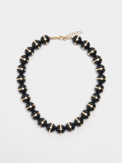 Short Necklace With Beads