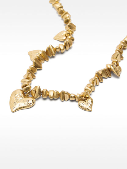 Short Necklace With Hearts