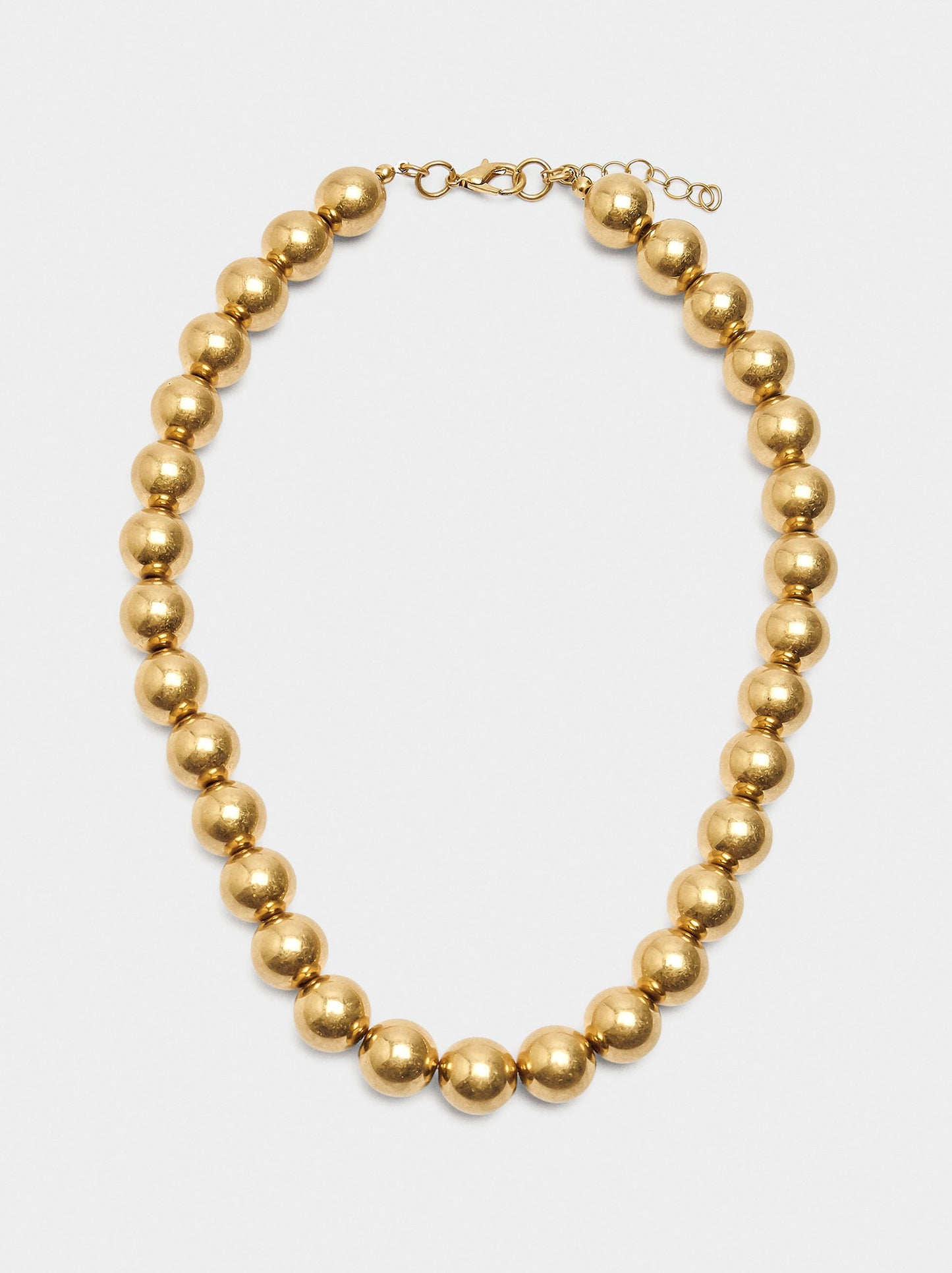 Short Necklace With Beads