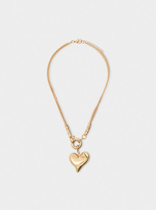 Short Necklace With Heart Pendant
