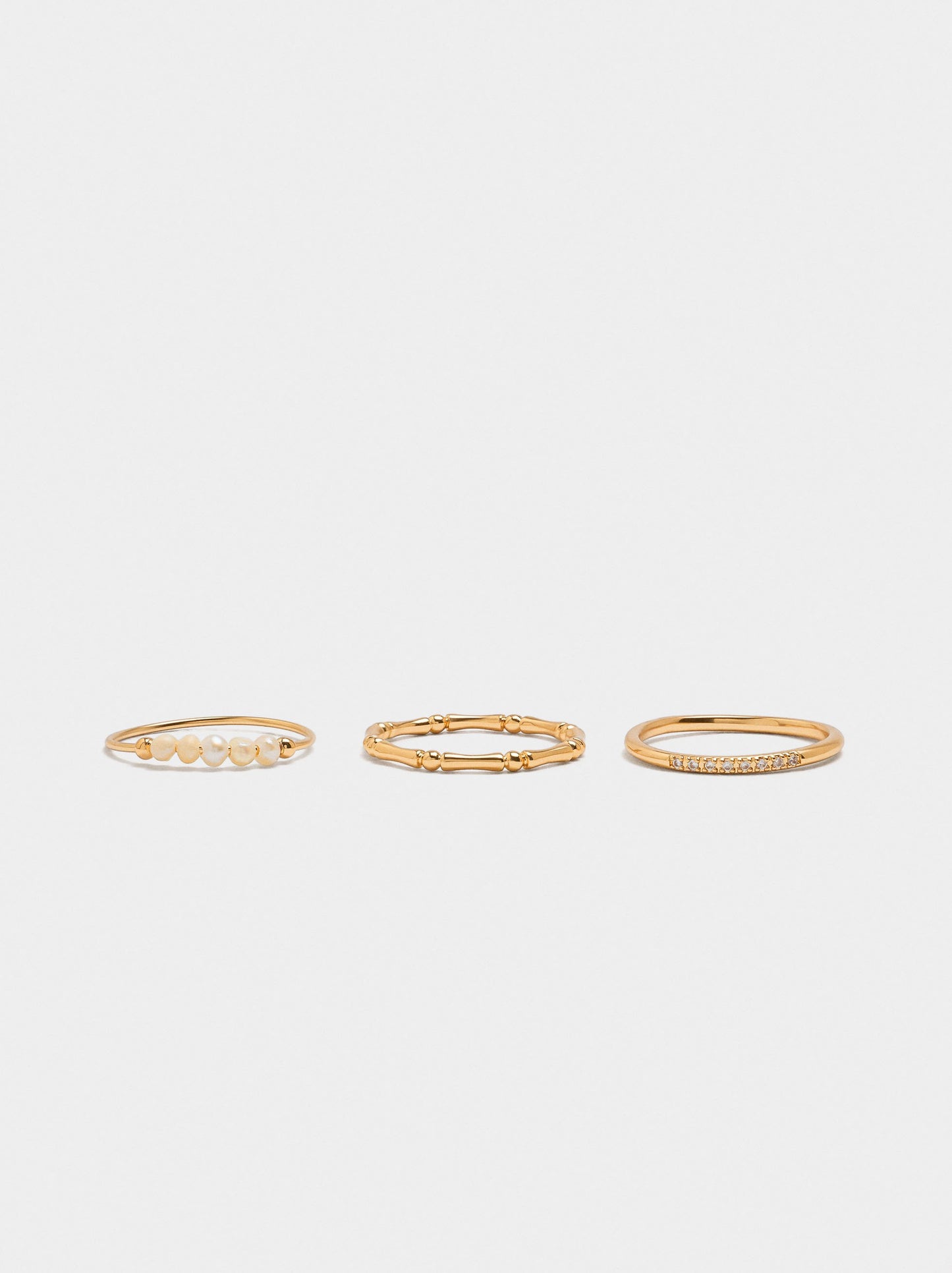 Set Of Rings With Pearls And Zirconia