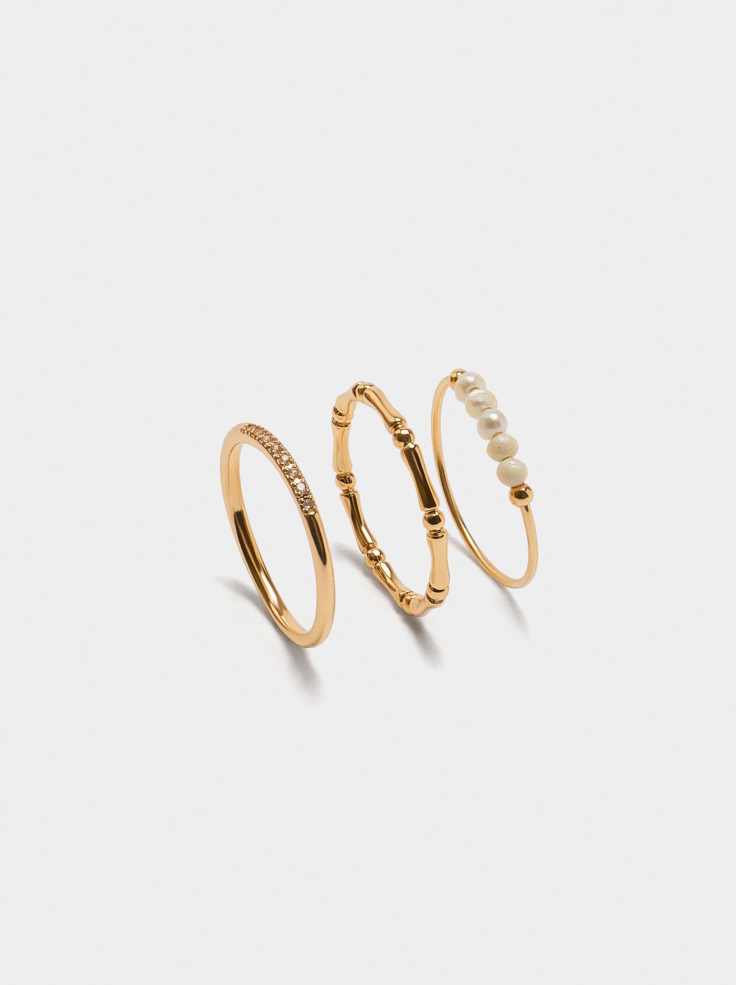 Set Of Rings With Pearls And Zirconia