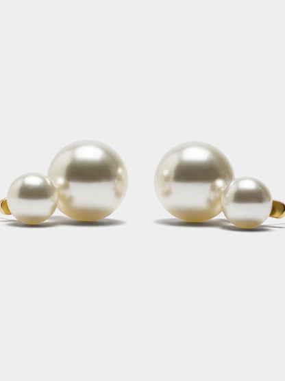 Short Earrings With Pearls