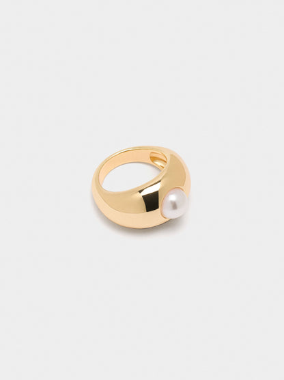 Ring With Pearl