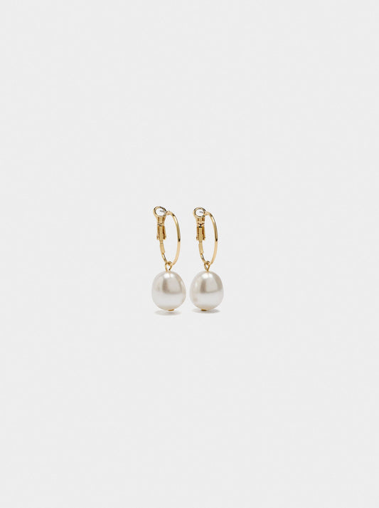 Hoop Earrings With Pearls