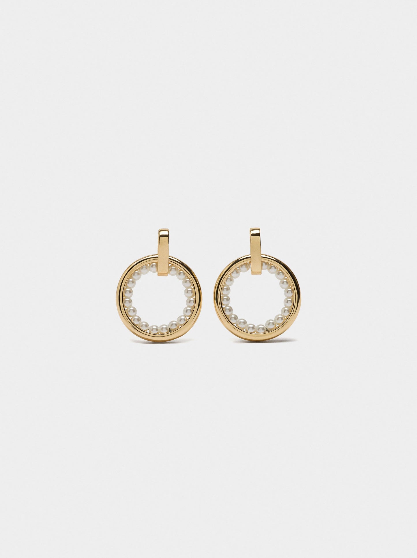 Hoop Earrings With Pearls