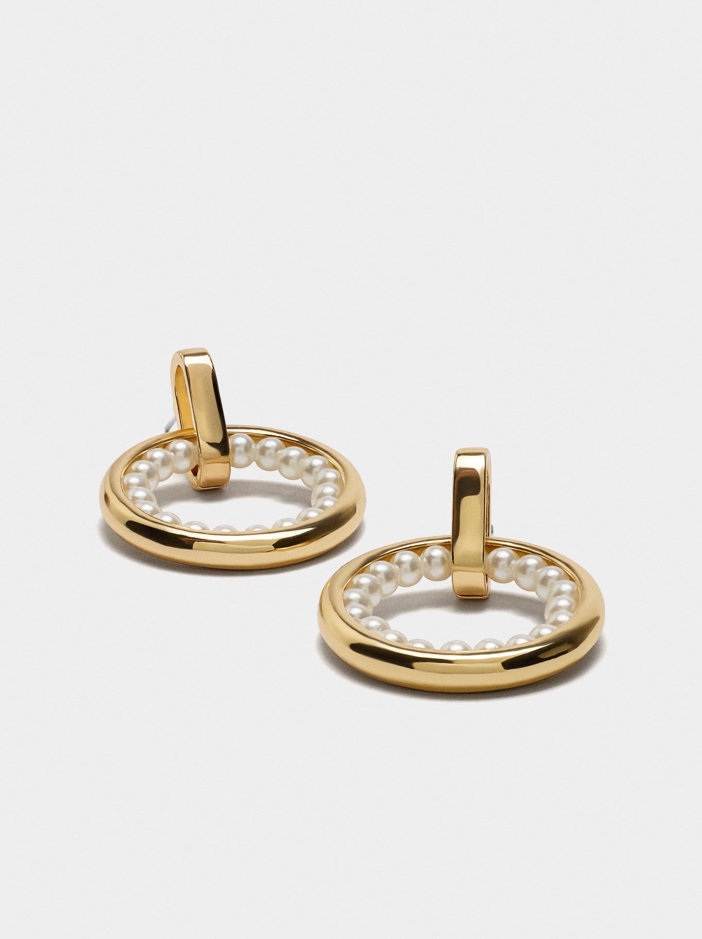 Hoop Earrings With Pearls