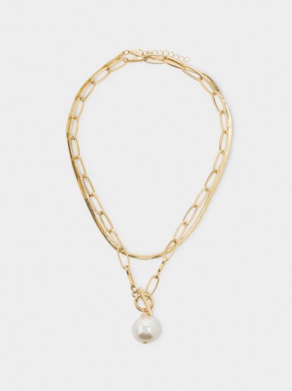 Set Of Short Necklaces With Pearl Pendant