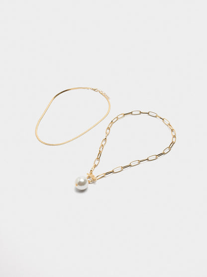Set Of Short Necklaces With Pearl Pendant