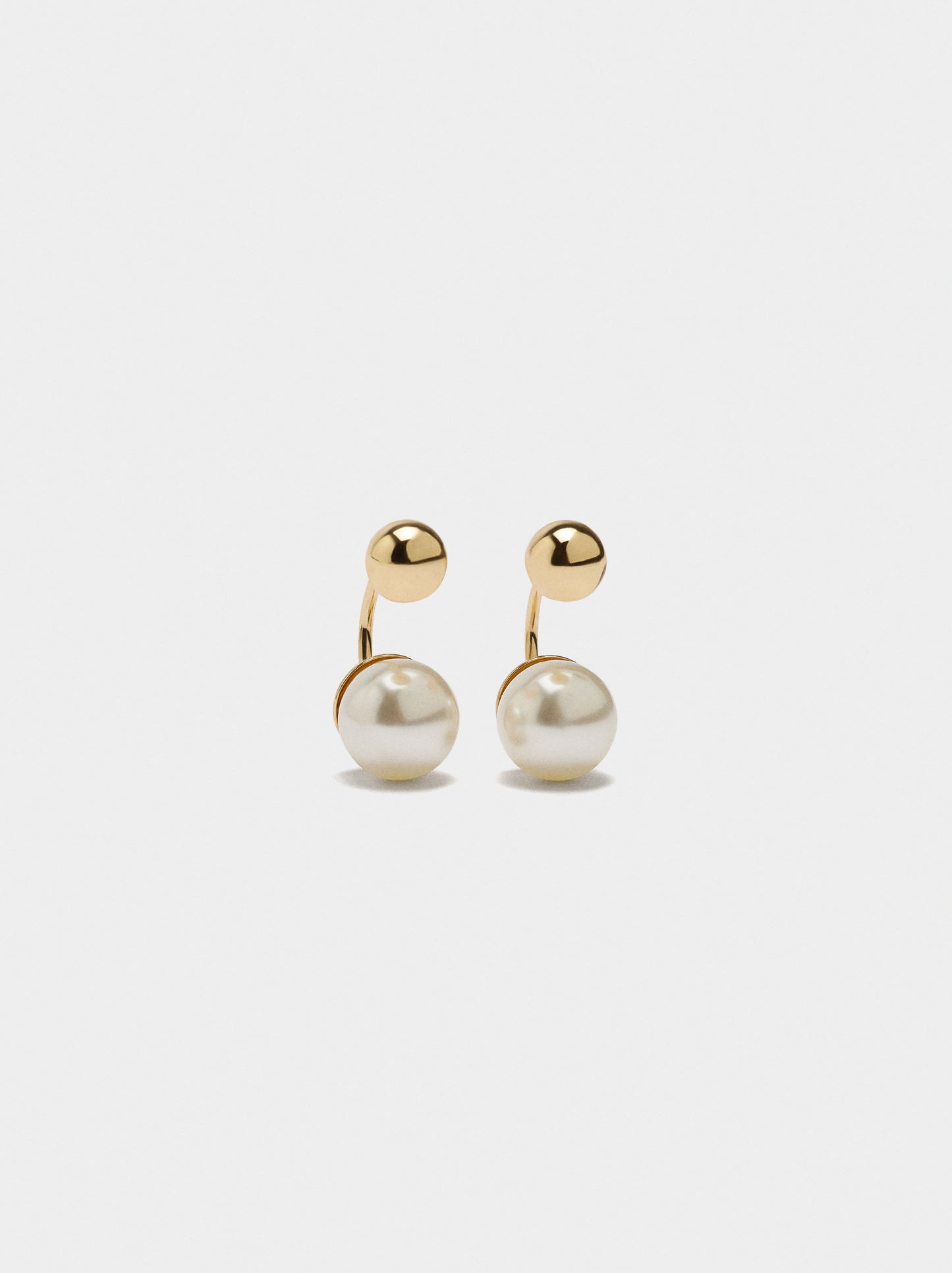 Sphere Earrings With Pearls