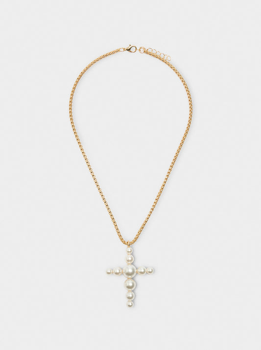 Short Necklace With Cross Pendant With Pearls