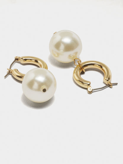 Hoop Earrings With Pearls