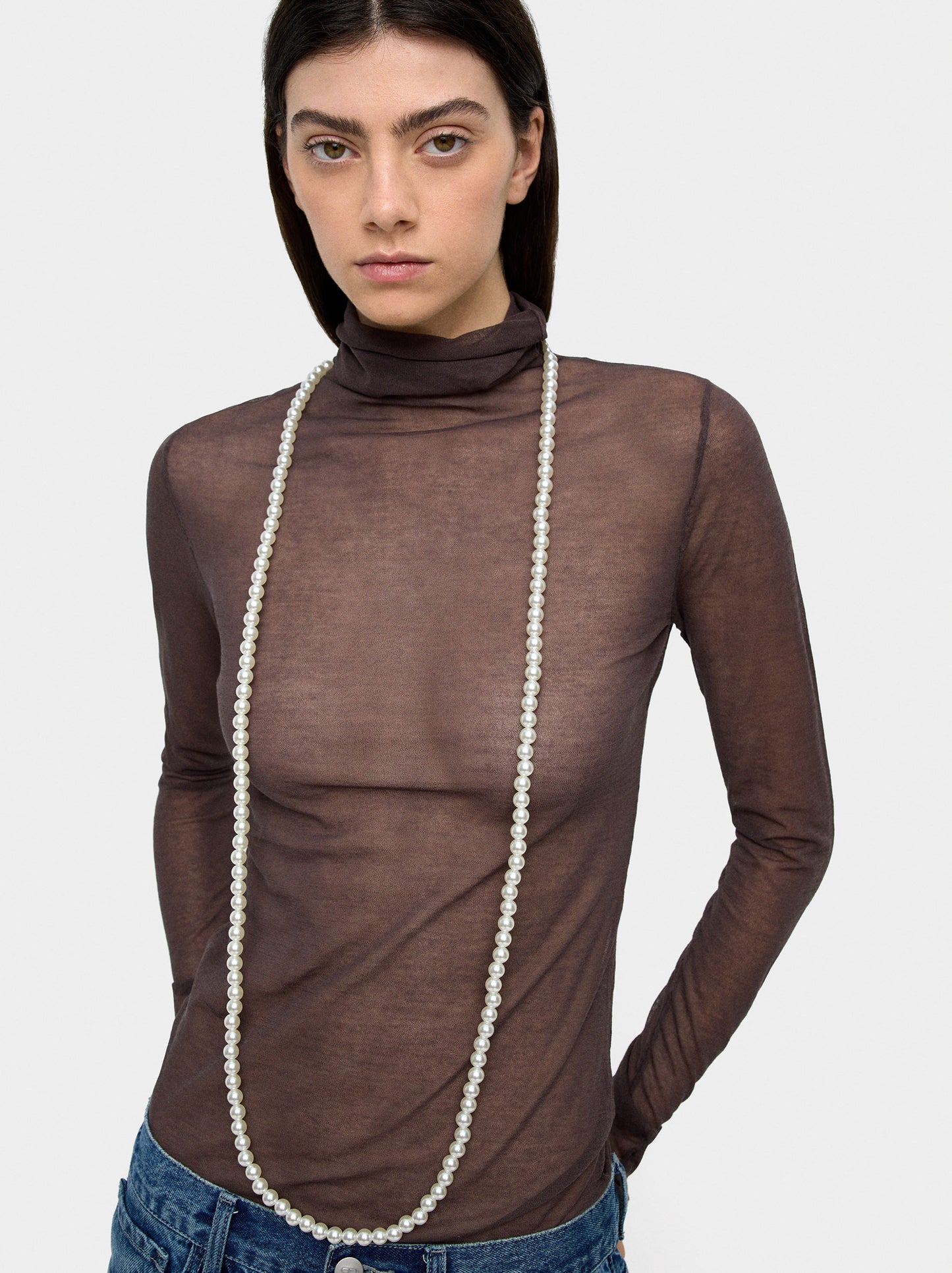 Necklace With Two Strands Of Pearls