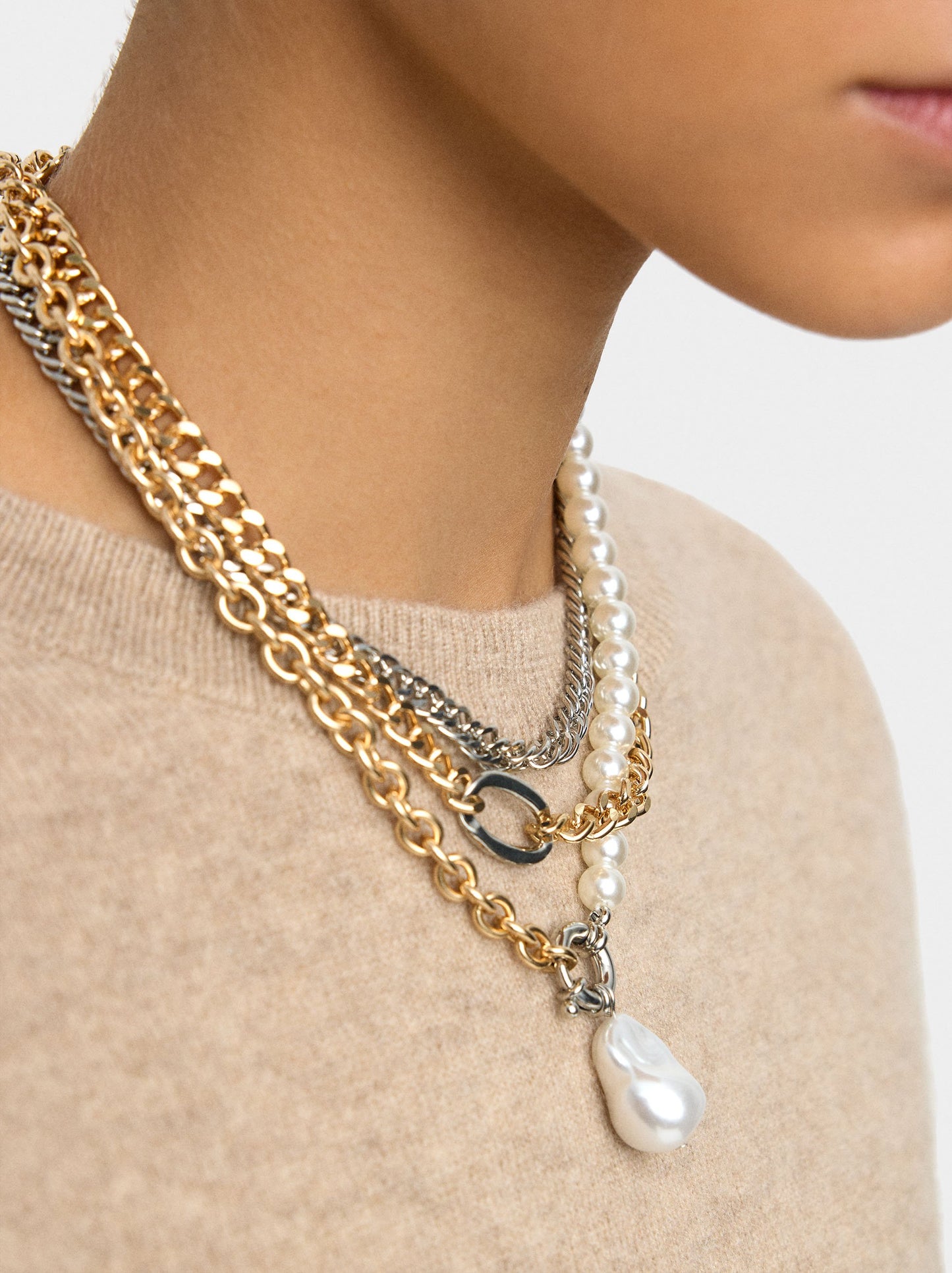 Set Of Bicolor Link Necklaces With Pearls