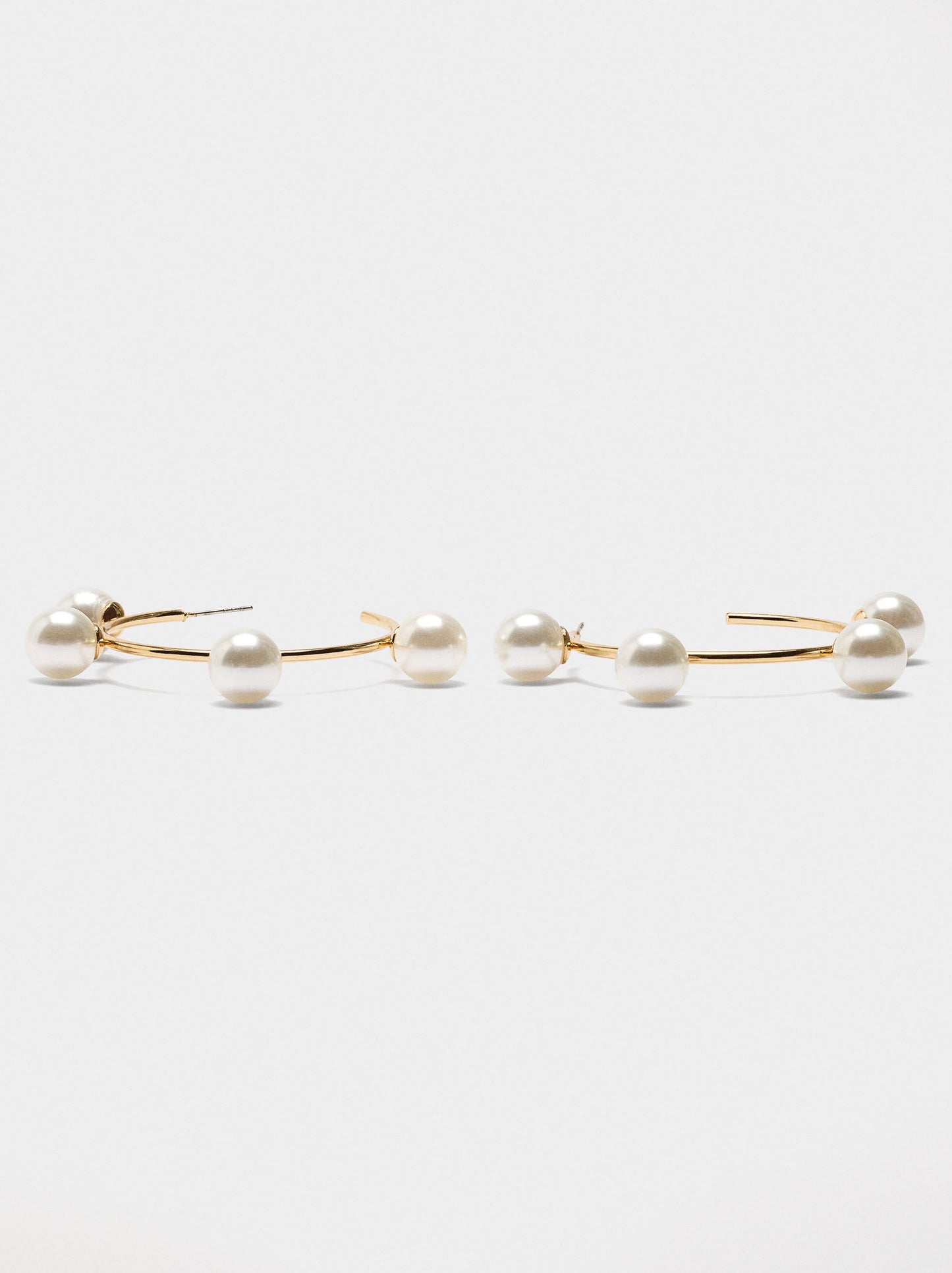 Open Hoop Earrings With Pearls